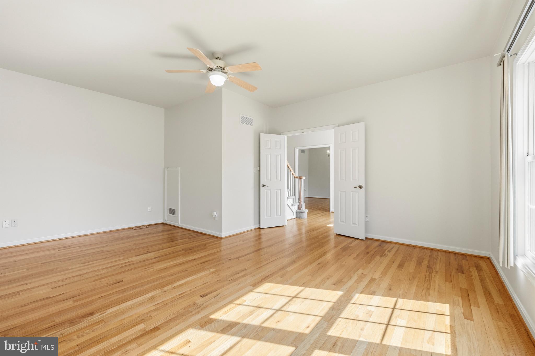 MAYFAIR GLEN - Residential