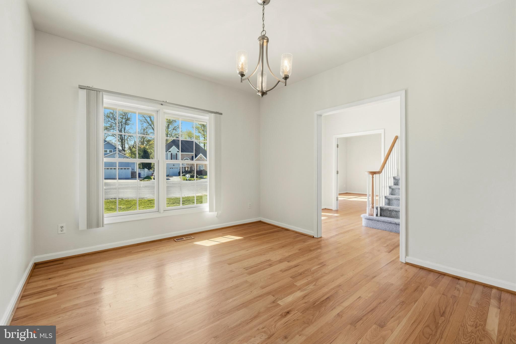 MAYFAIR GLEN - Residential