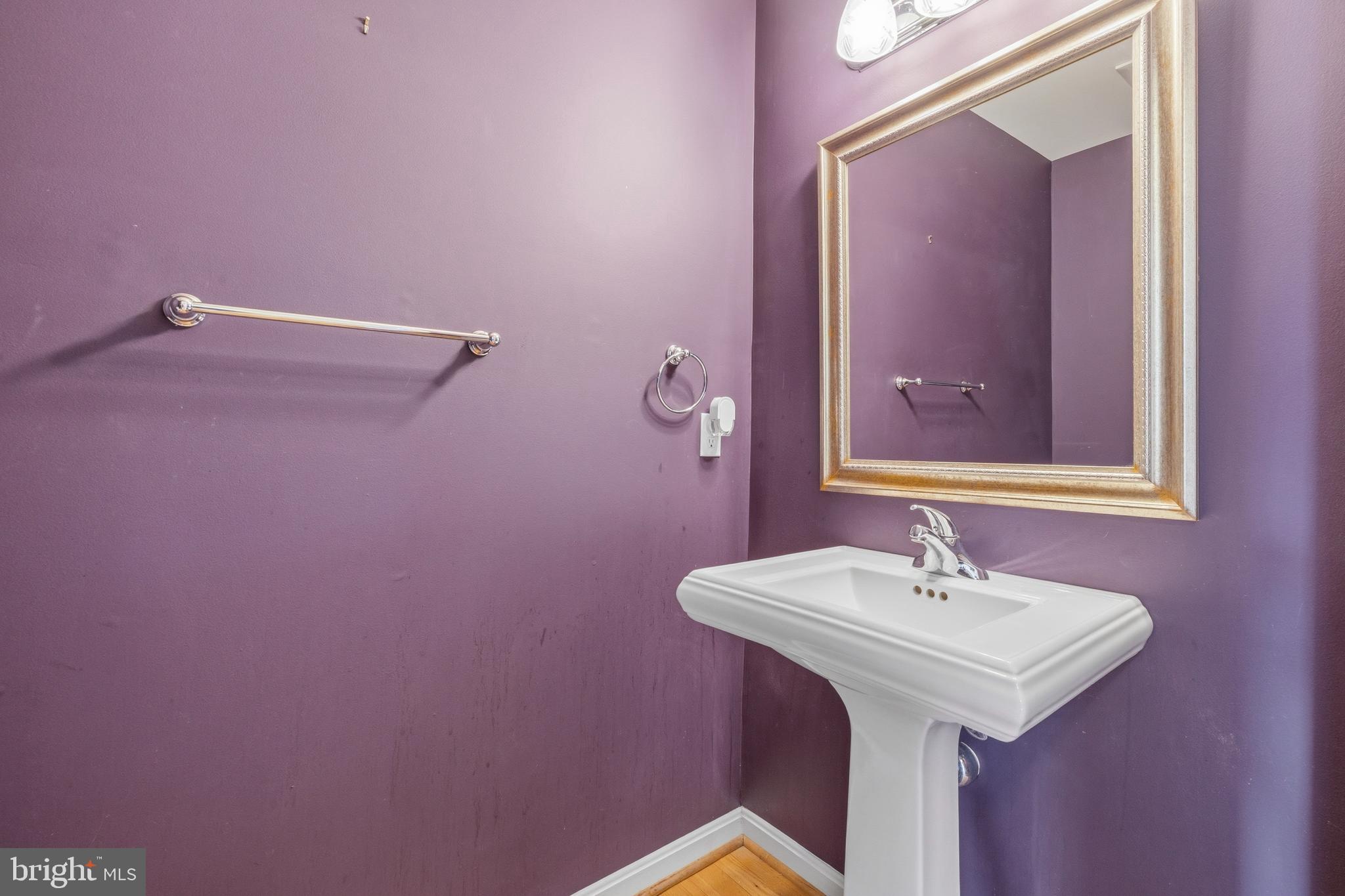 MAYFAIR GLEN - Residential