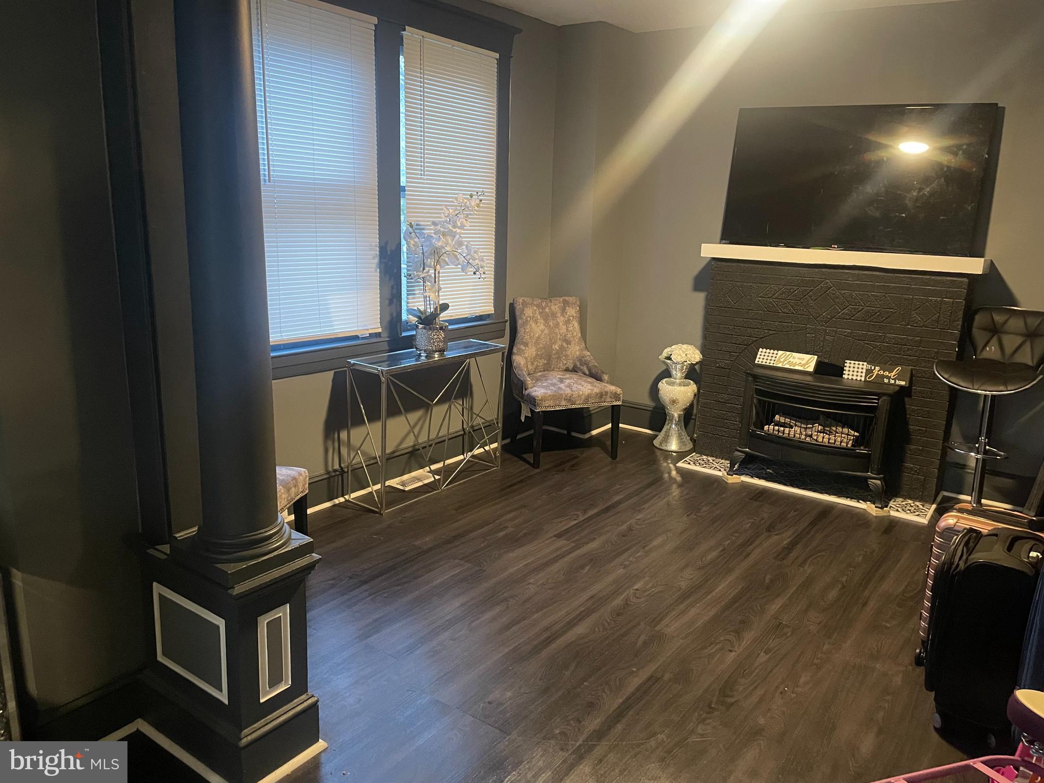 HAMILTON - Residential