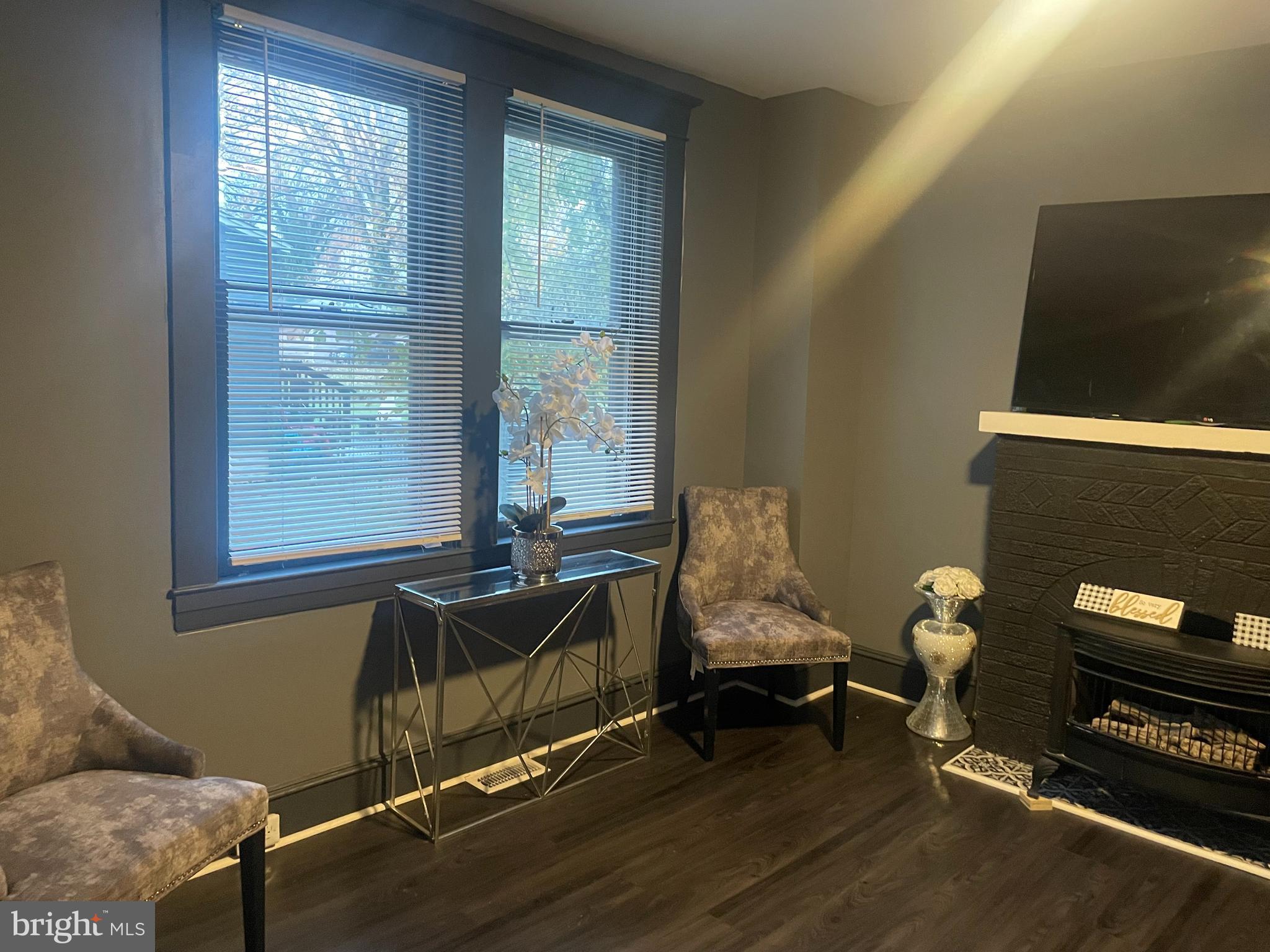 HAMILTON - Residential