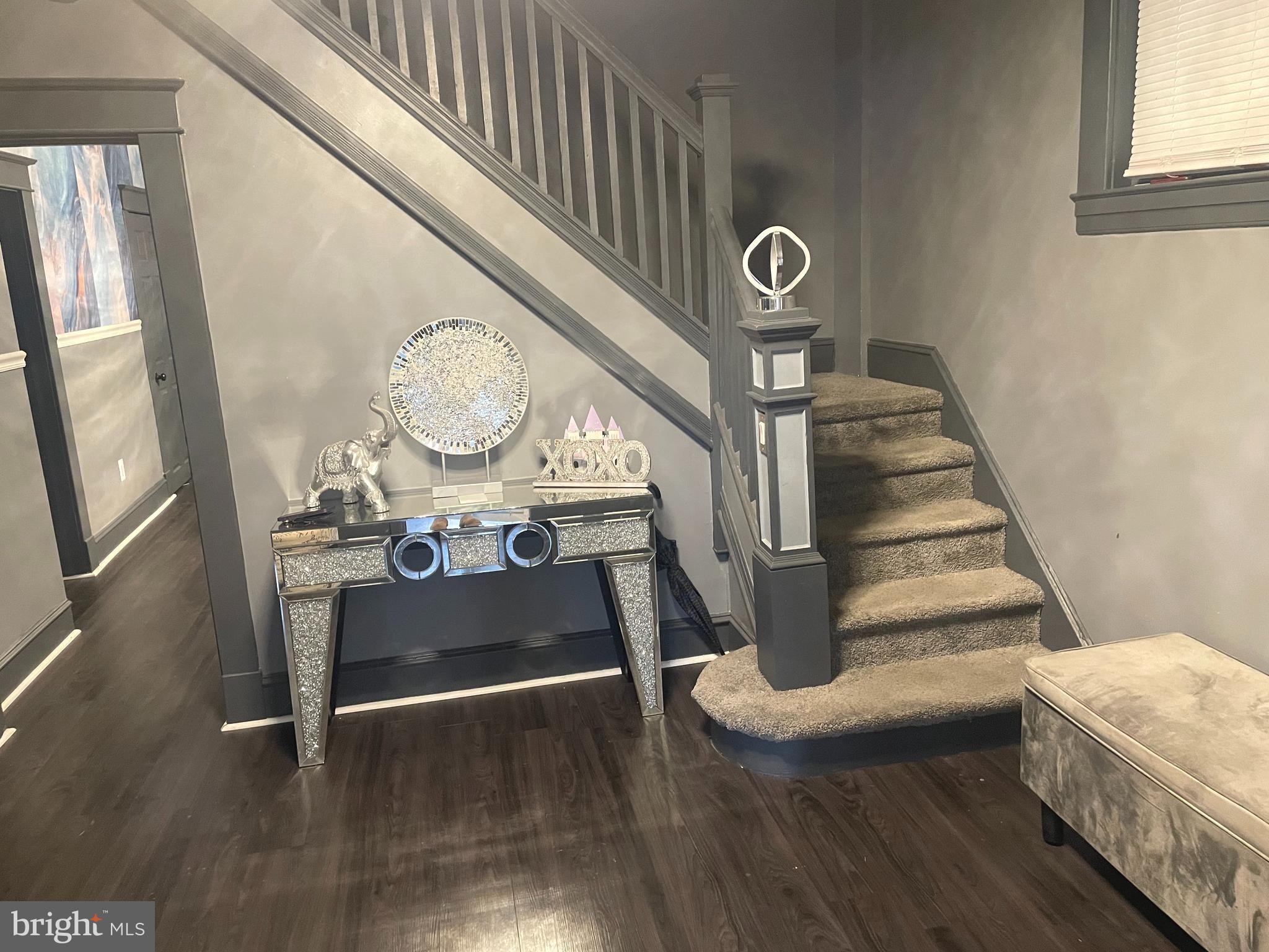 HAMILTON - Residential