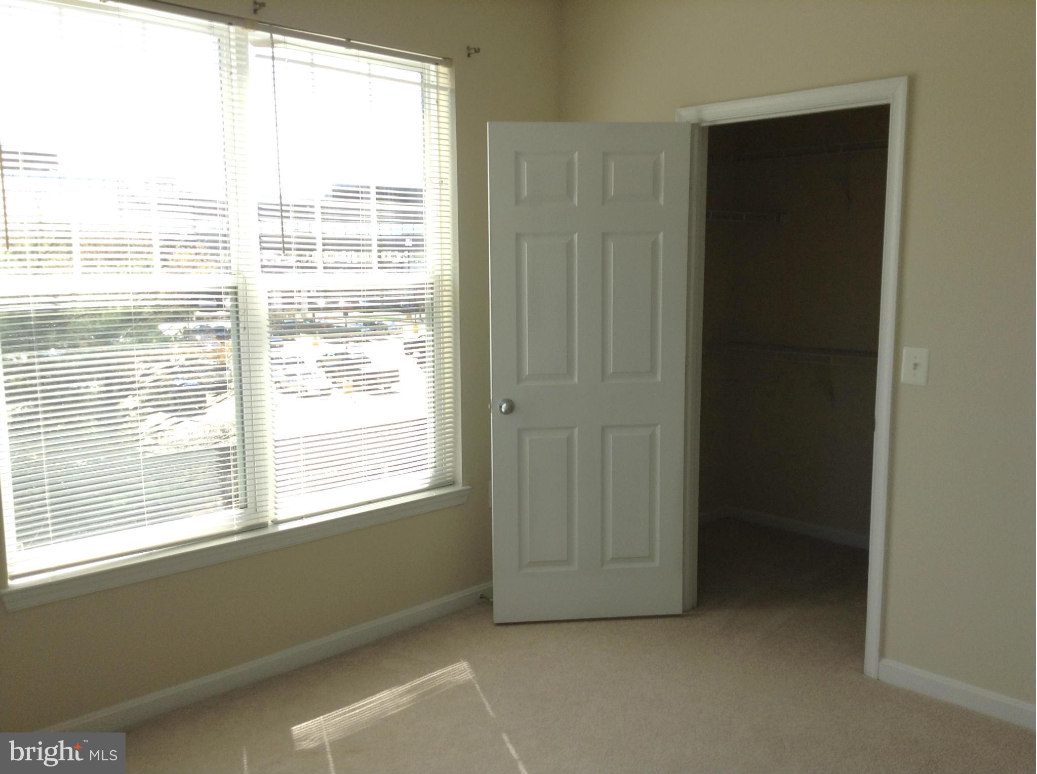 FAIRFAX RIDGE - Residential Lease