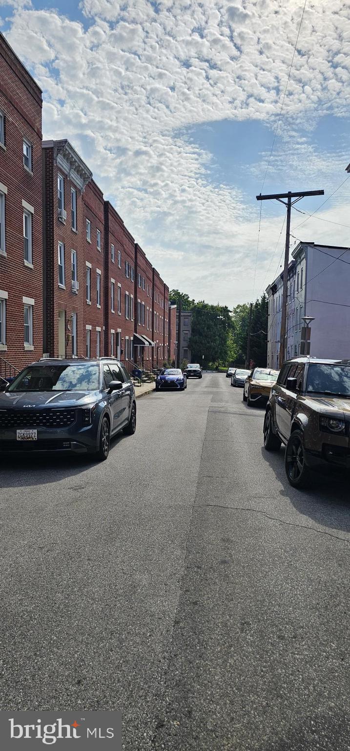 FRANKLIN SQUARE HISTORIC DISTRICT - Residential Lease