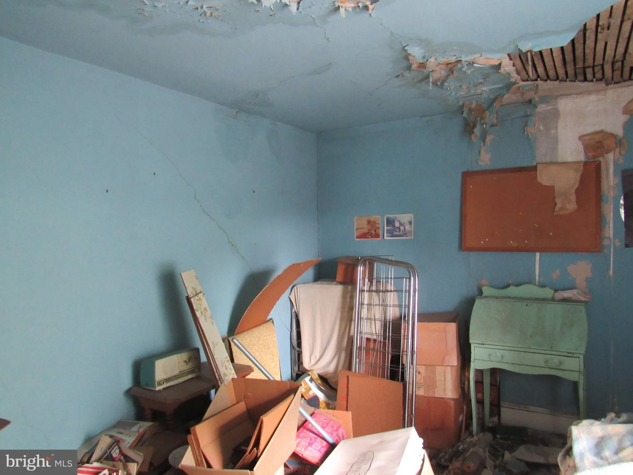 York, Pennsylvania 17401, United States, 5 Bedrooms Bedrooms, ,Residential,Pending,208146