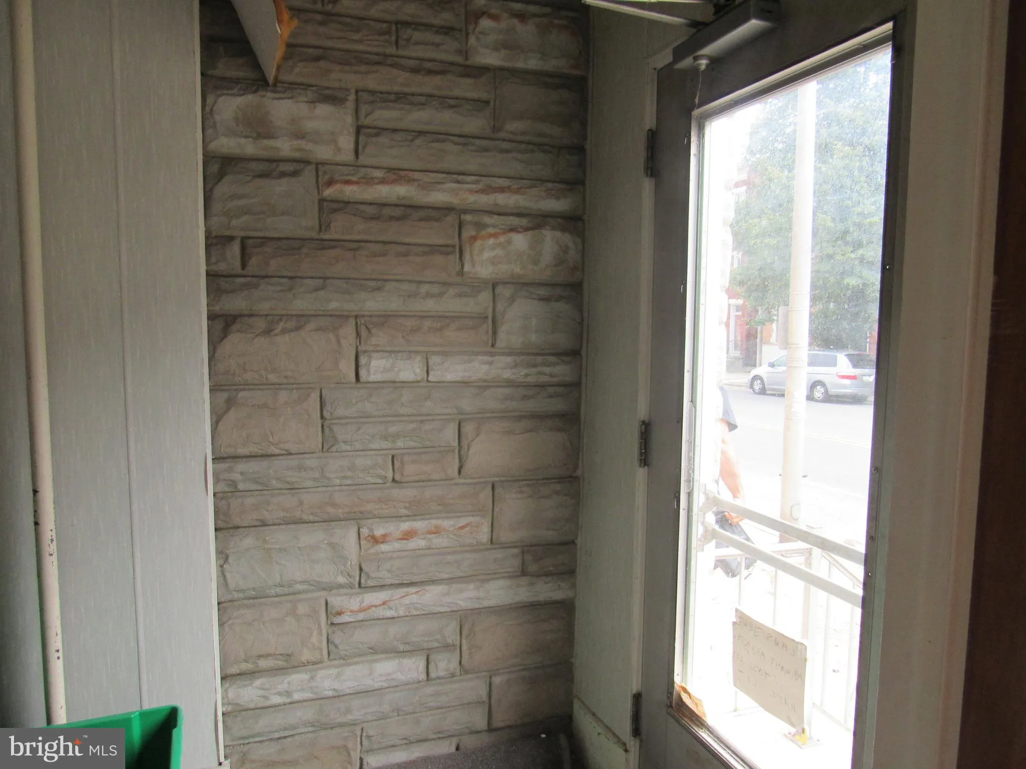 York, Pennsylvania 17401, United States, 5 Bedrooms Bedrooms, ,Residential,Pending,208146