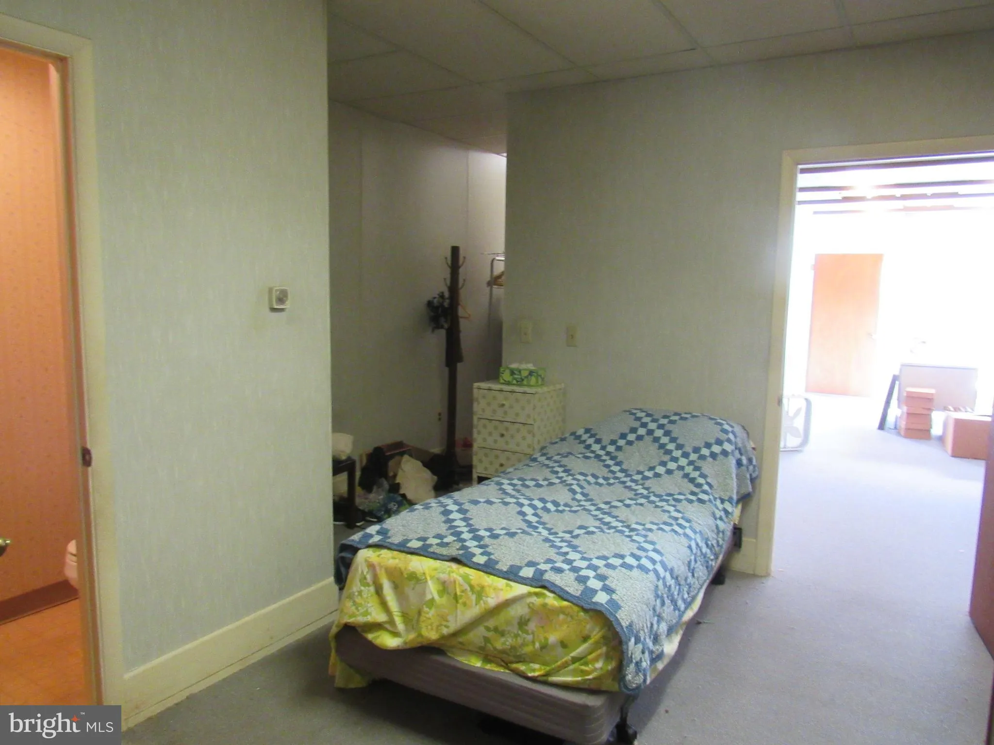 York, Pennsylvania 17401, United States, 5 Bedrooms Bedrooms, ,Residential,Pending,208146