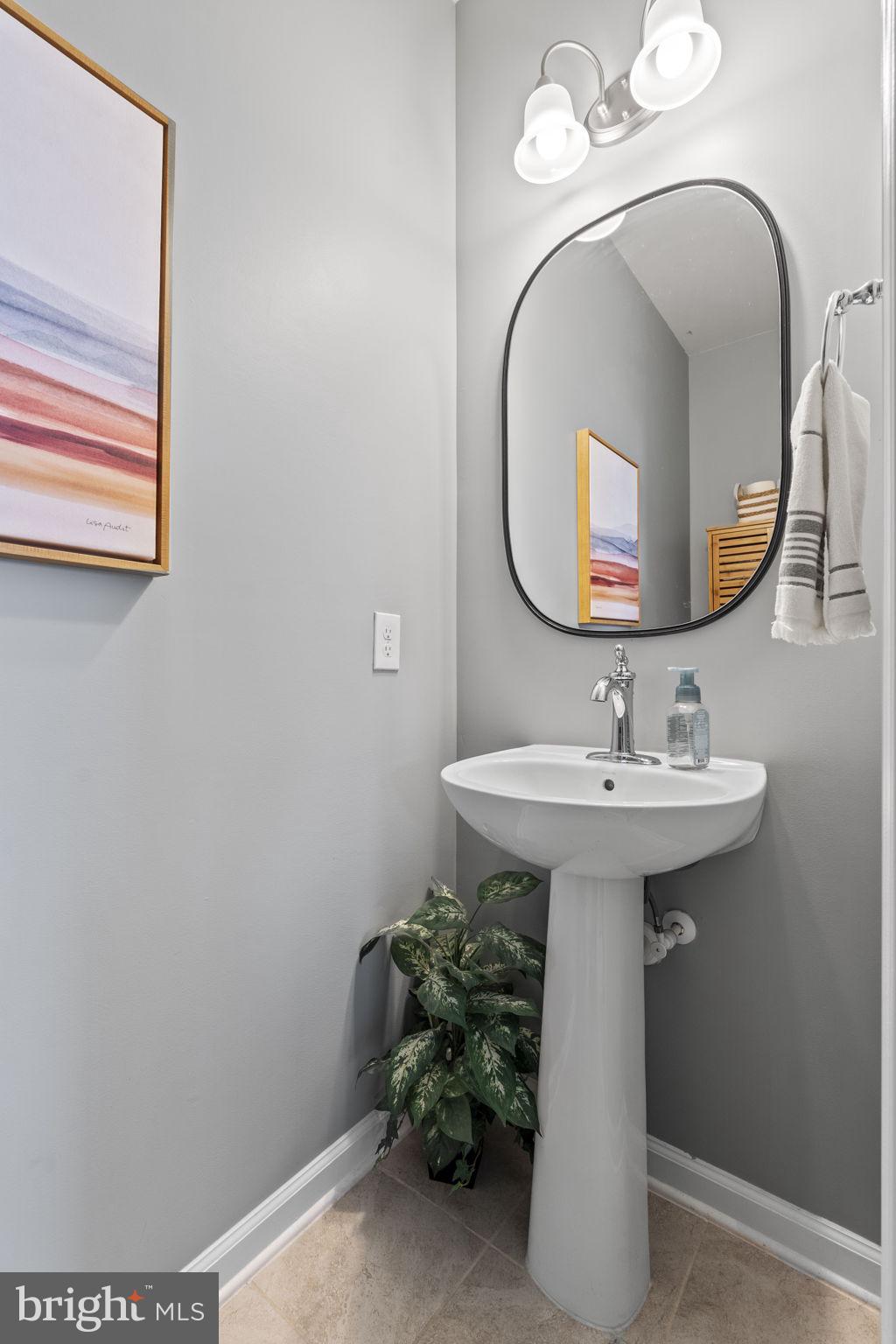 TOWNES AT GOOSE CREEK VILLAGE - Residential