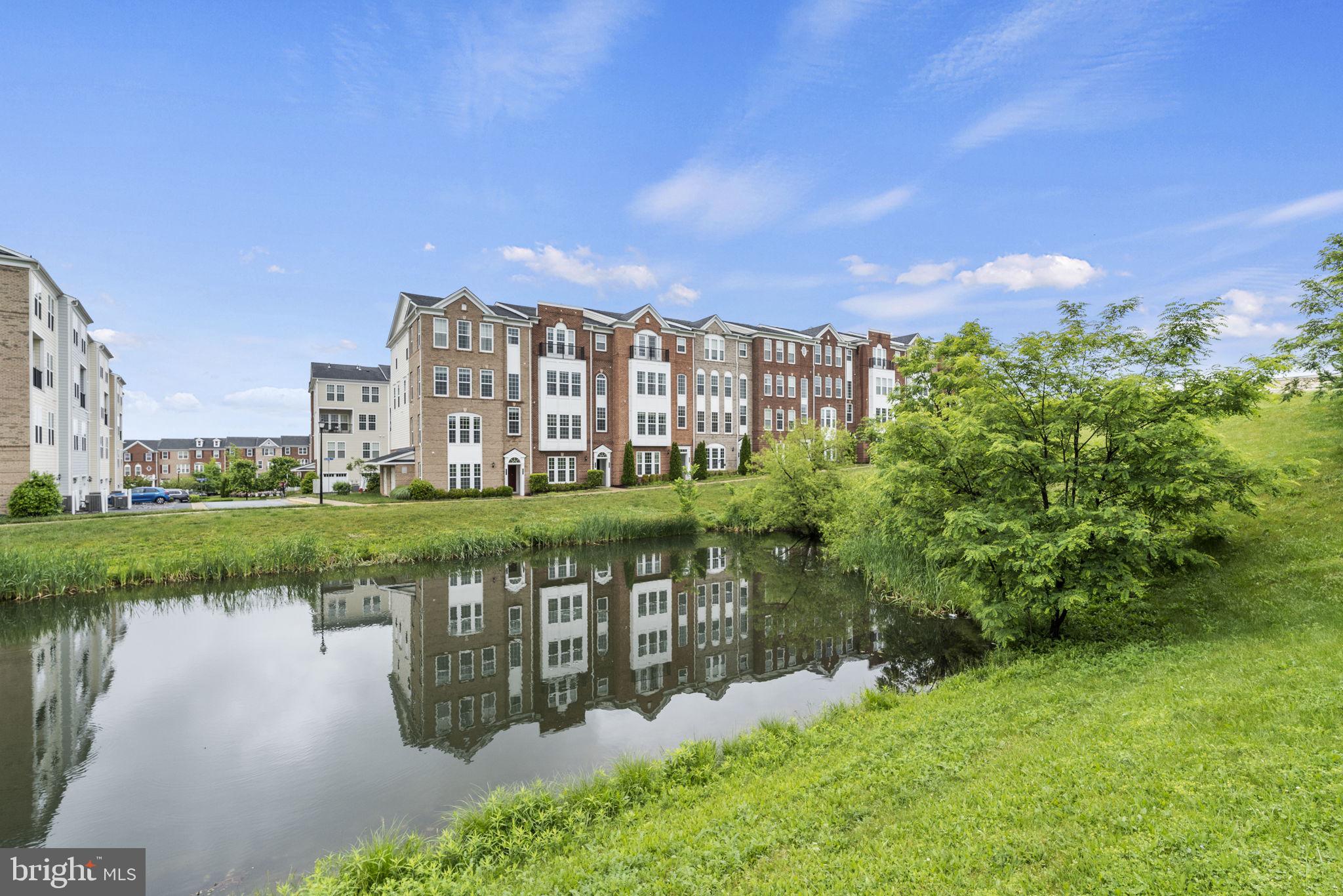 TOWNES AT GOOSE CREEK VILLAGE - Residential