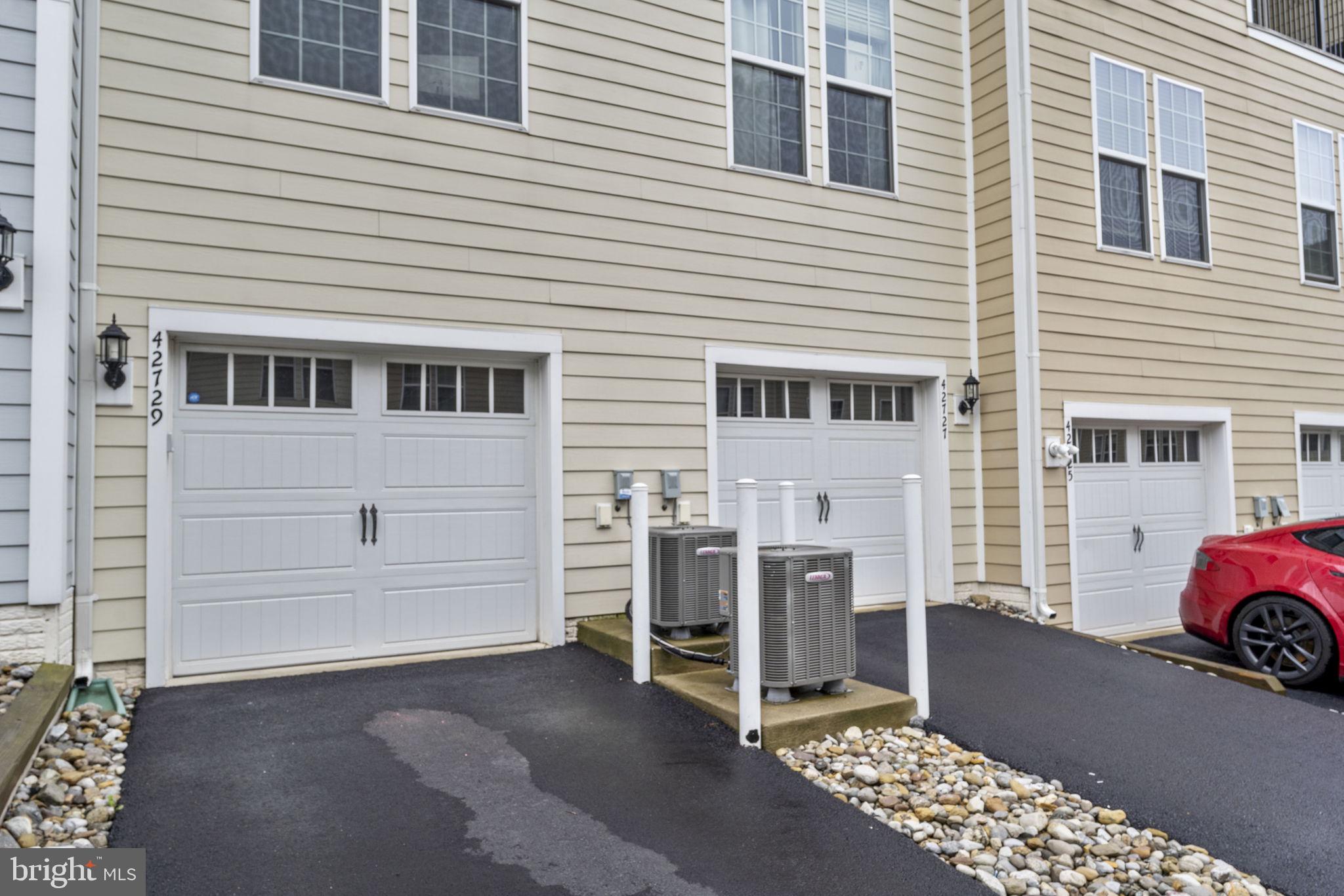 TOWNES AT GOOSE CREEK VILLAGE - Residential