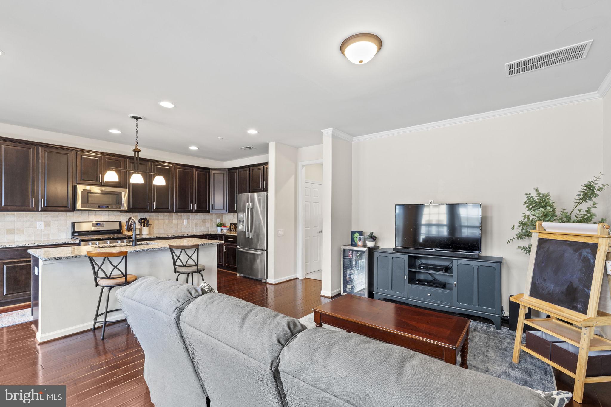 TOWNES AT GOOSE CREEK VILLAGE - Residential