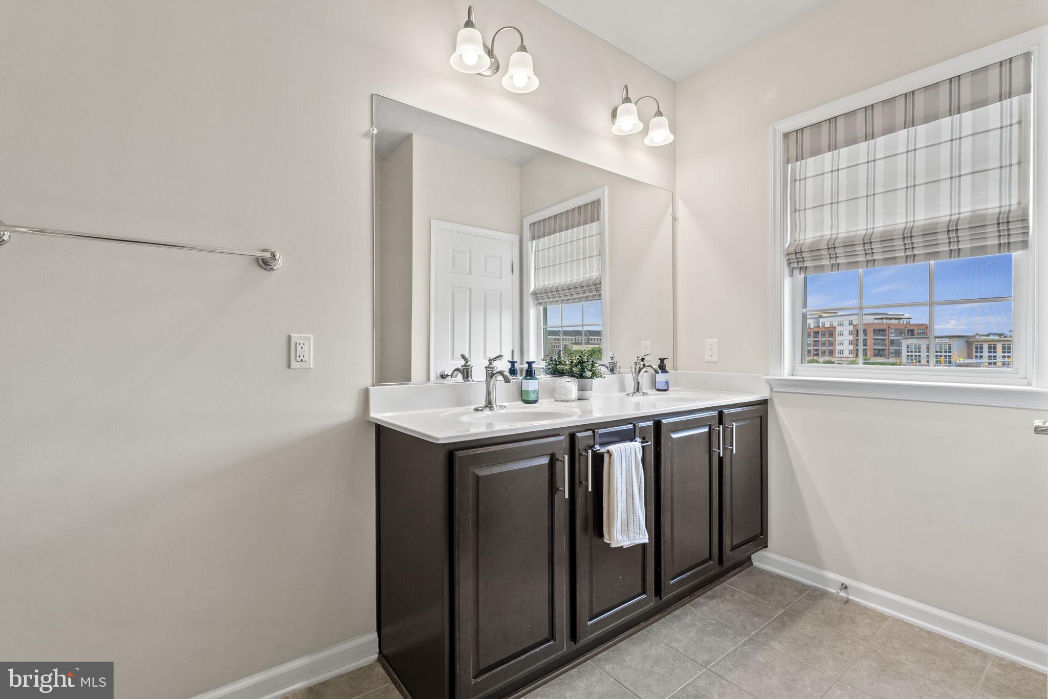 TOWNES AT GOOSE CREEK VILLAGE - Residential