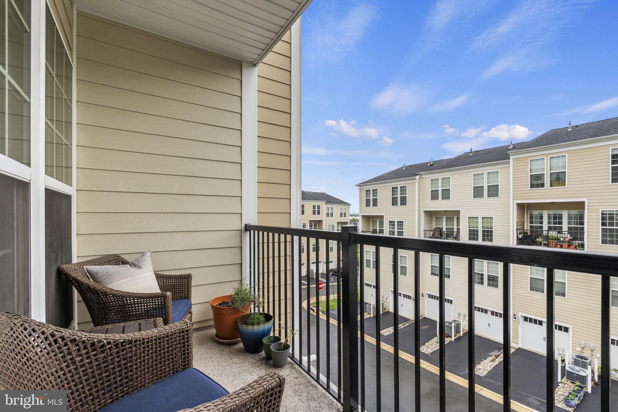 TOWNES AT GOOSE CREEK VILLAGE - Residential