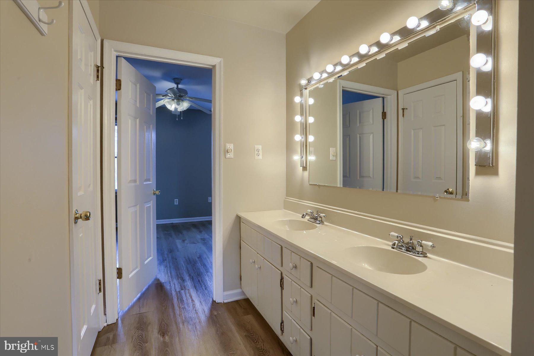 FAIRFAX VILLAGE - Residential