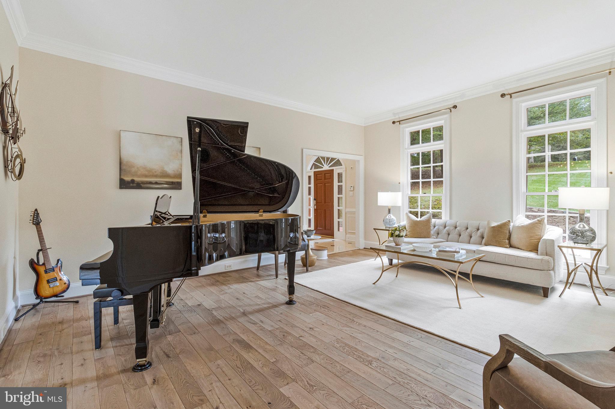 FALCON RIDGE - Residential