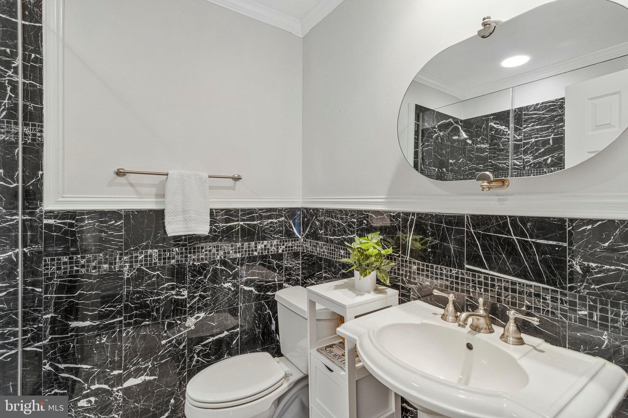 FALCON RIDGE - Residential