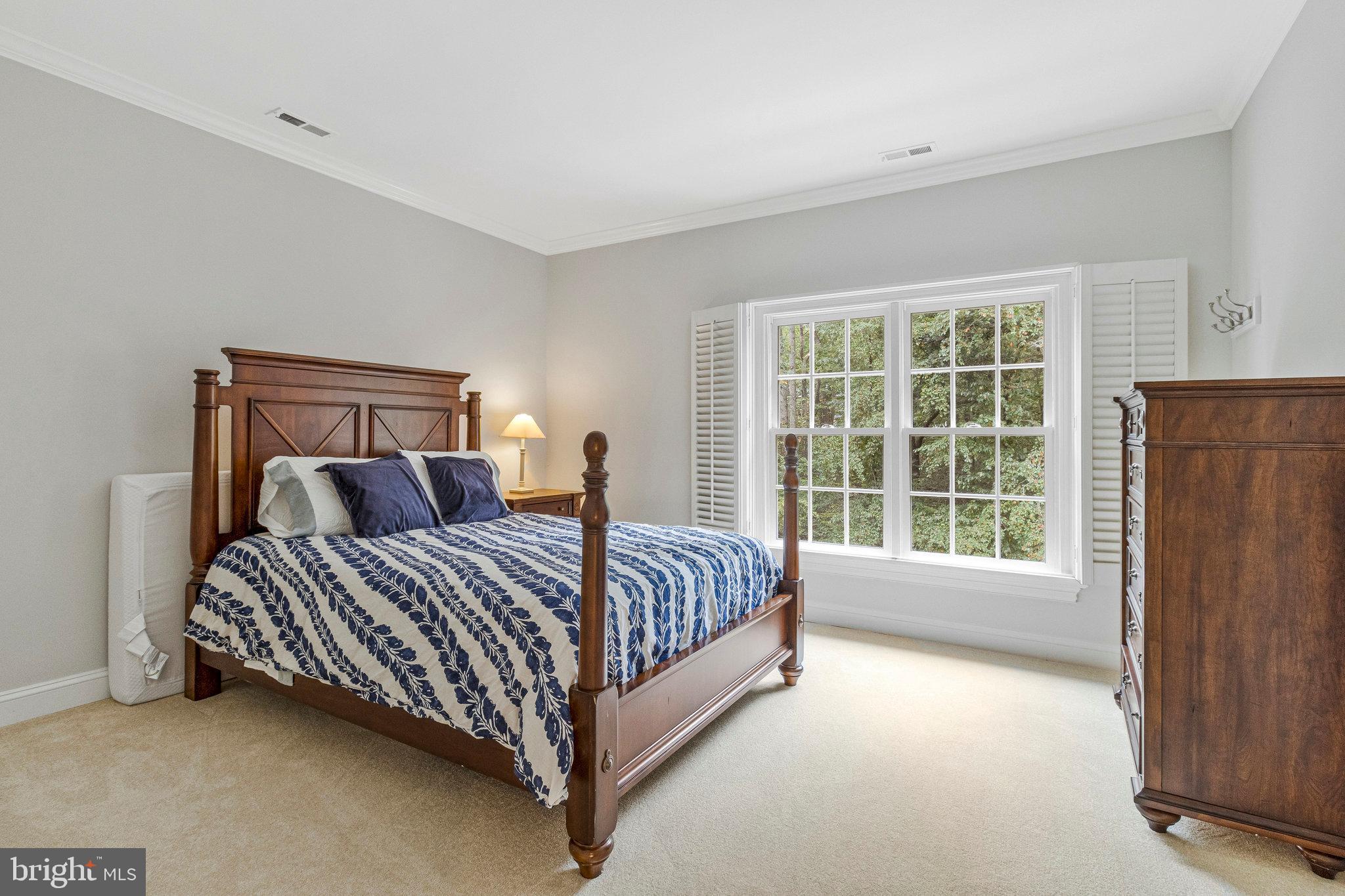 FALCON RIDGE - Residential