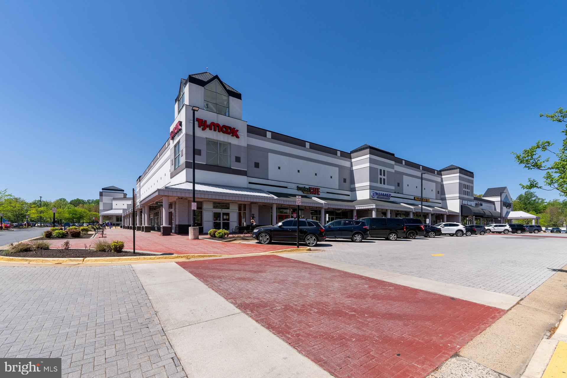 FAIRMONT - Residential Lease