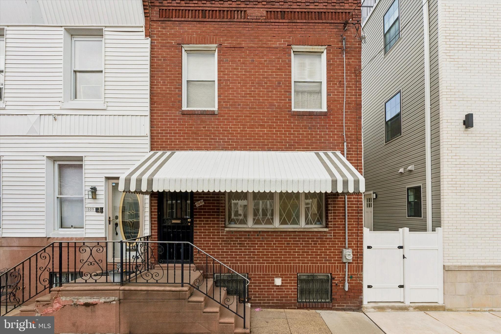 PASSYUNK SQUARE - Residential