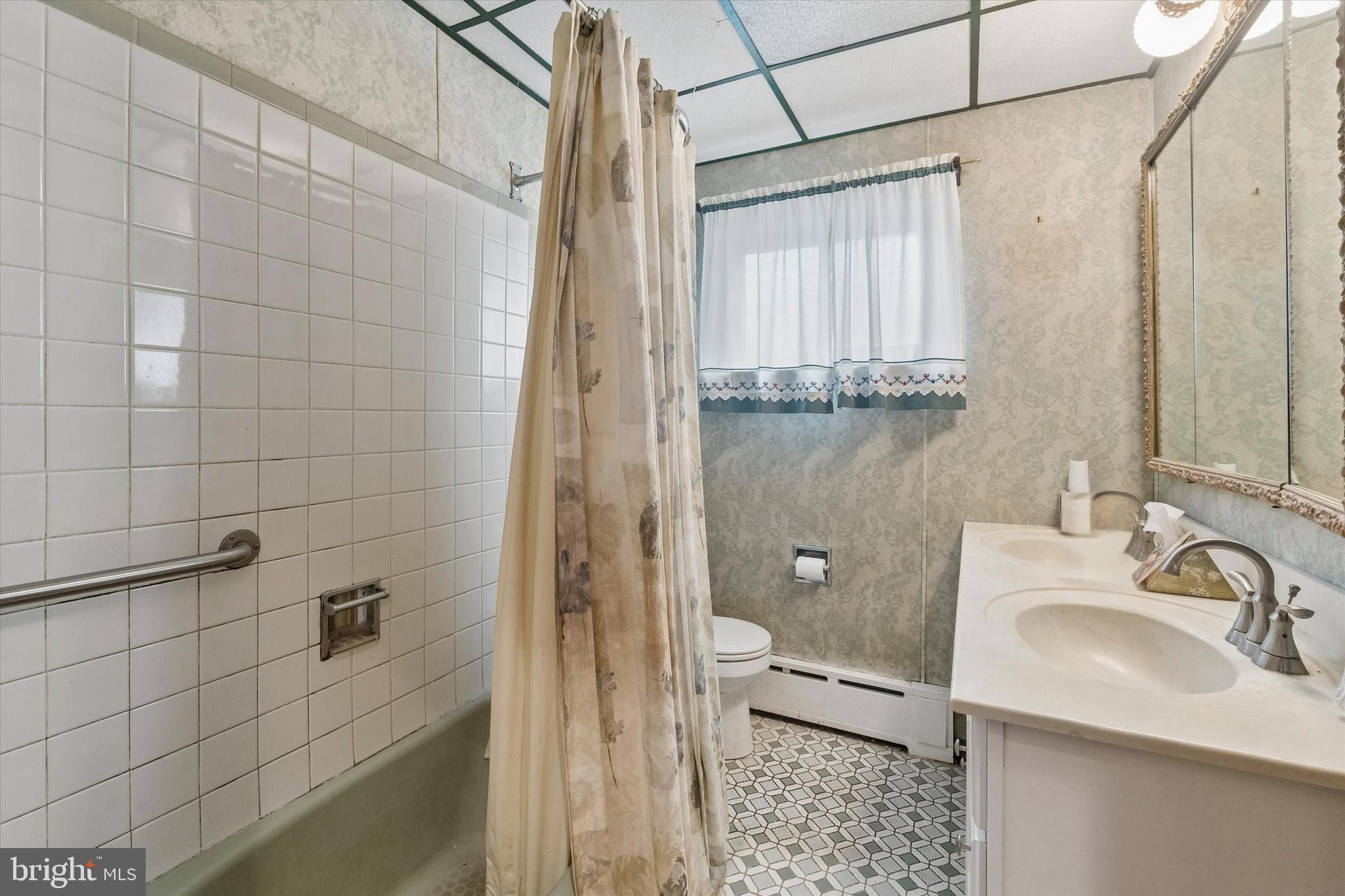 PASSYUNK SQUARE - Residential