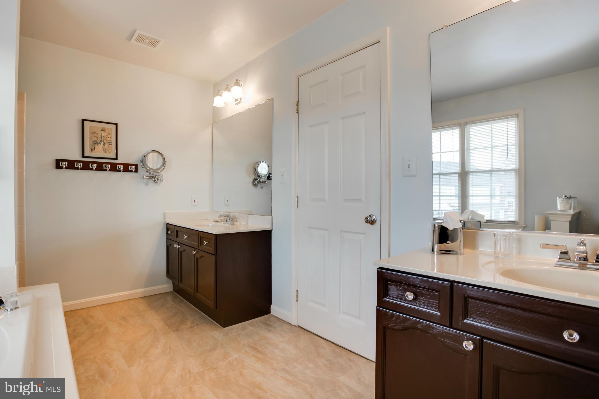 AUSTIN RIDGE - Residential