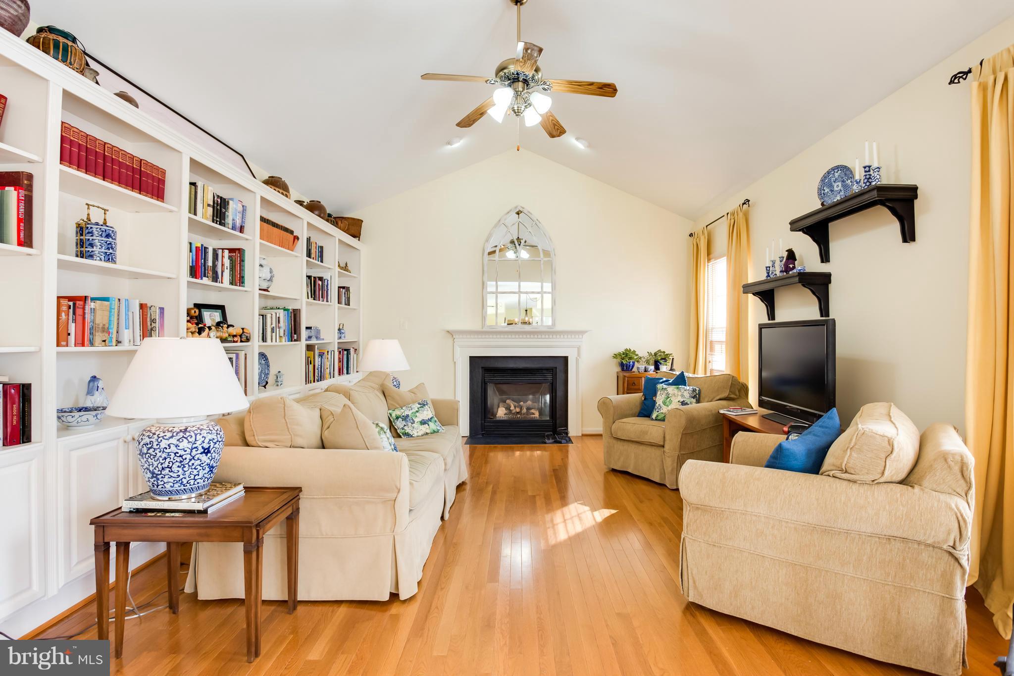 AUSTIN RIDGE - Residential