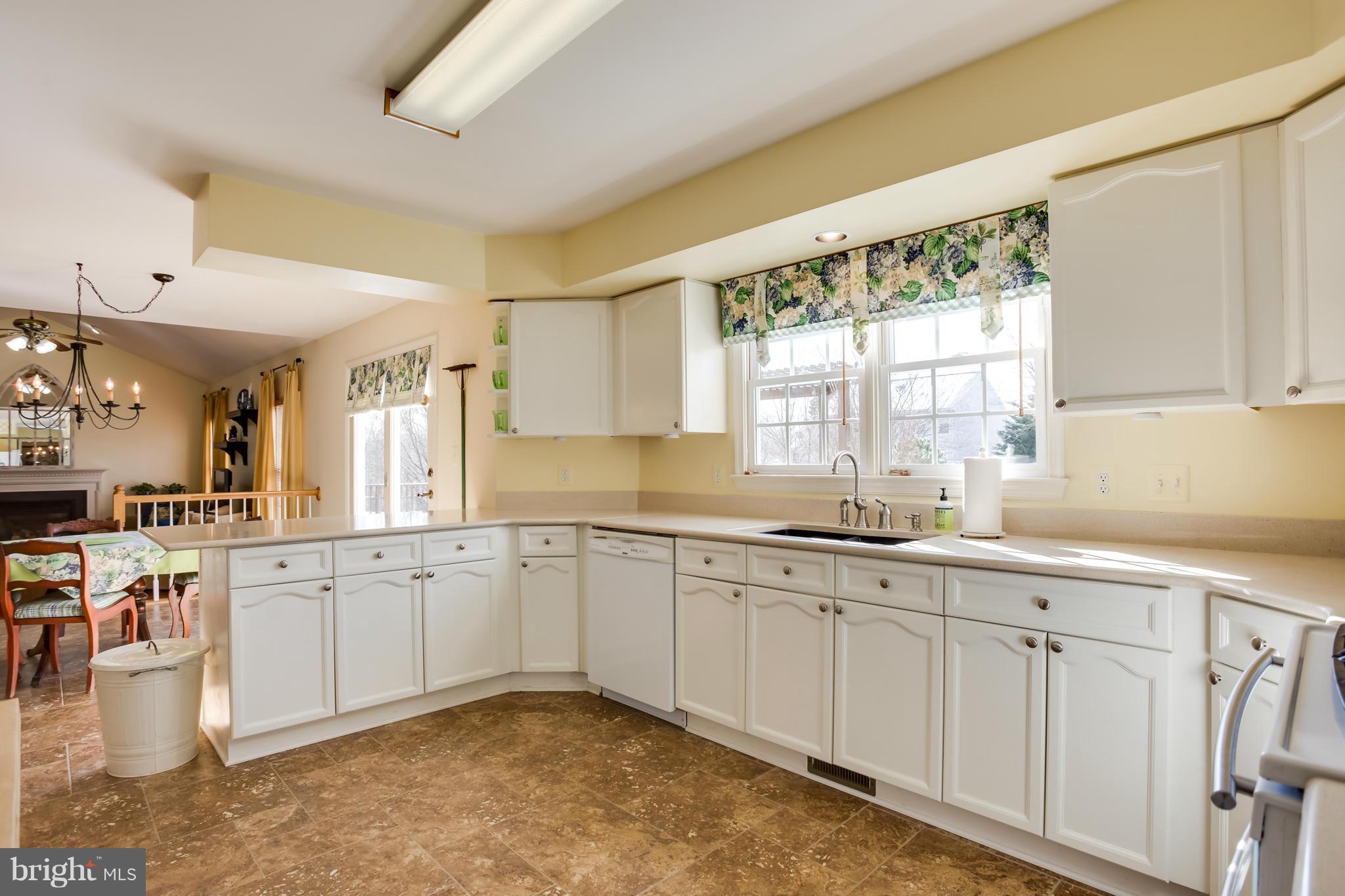 AUSTIN RIDGE - Residential