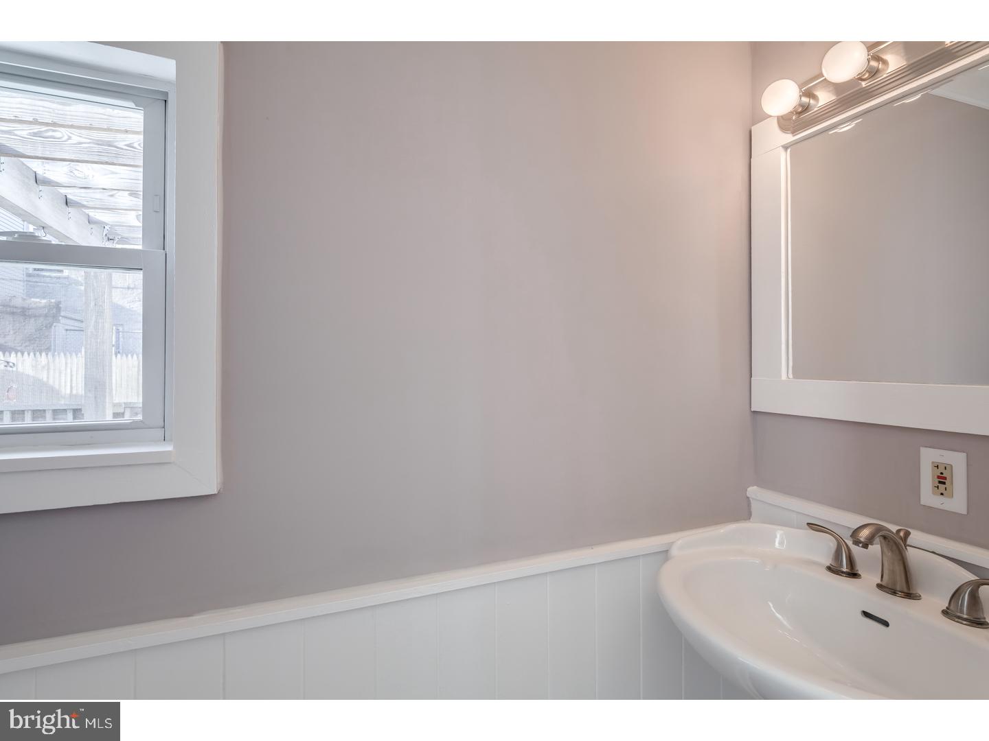 PORT RICHMOND - Residential