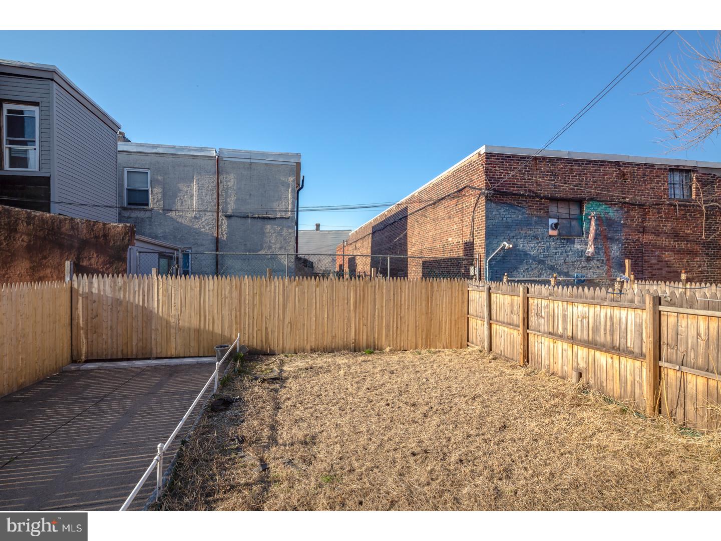 PORT RICHMOND - Residential