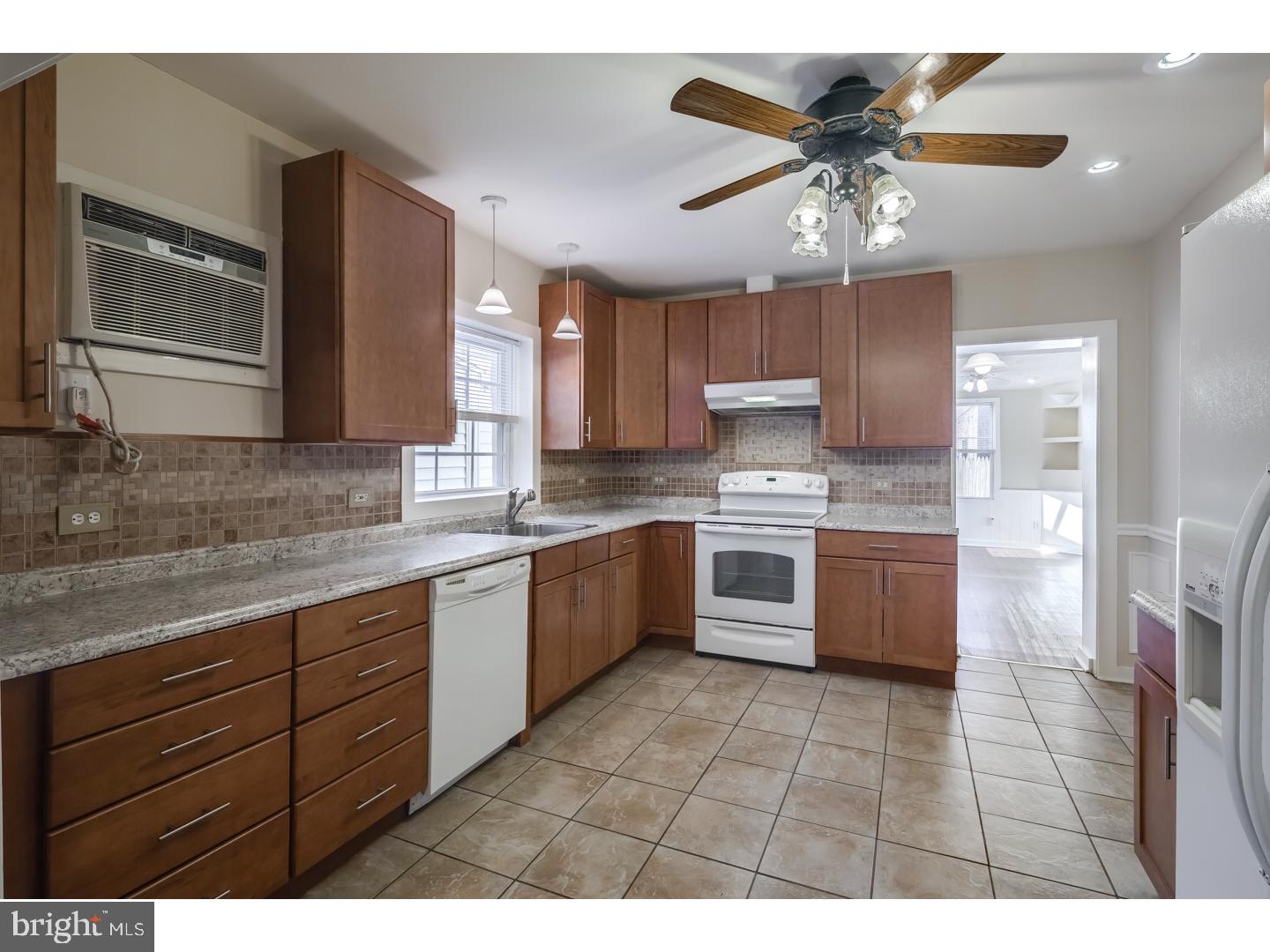 PORT RICHMOND - Residential