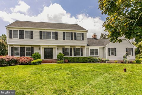 5 OAK RIDGE DRIVE BELLE MEAD NJ 08502