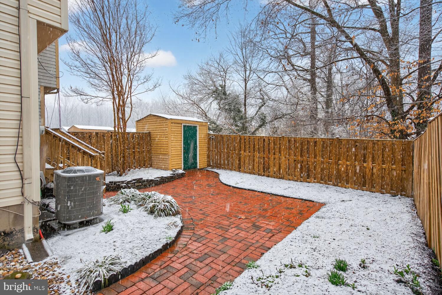 NEWINGTON FOREST - Residential