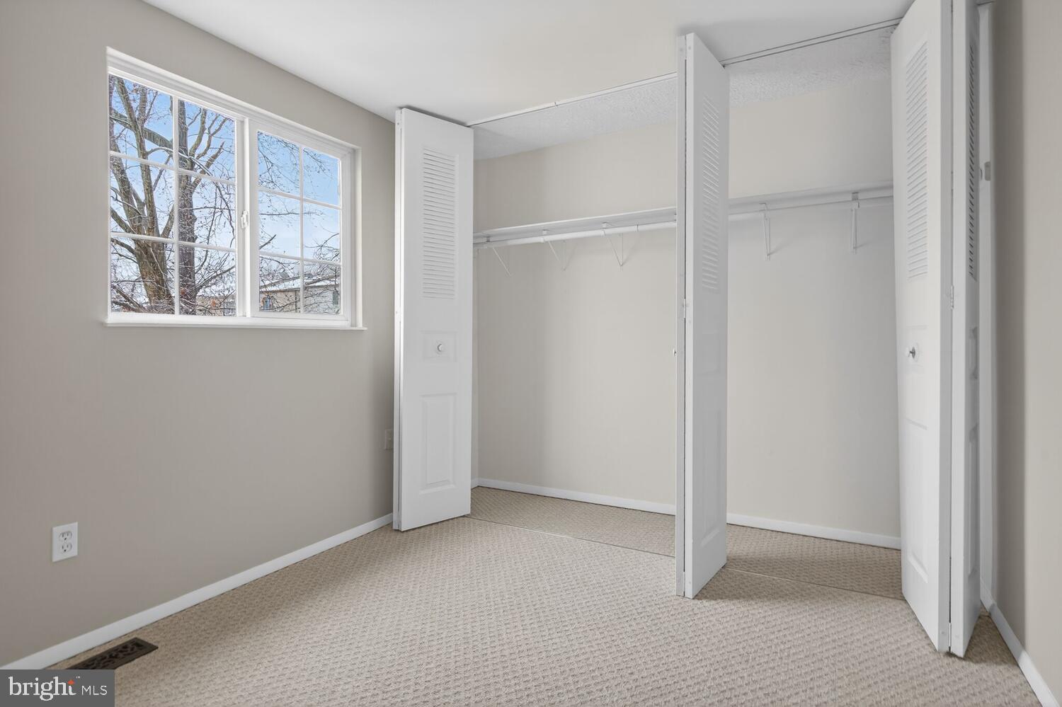 NEWINGTON FOREST - Residential