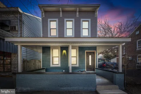 33 College Street, Trenton, NJ 08611 - MLS#: NJME2055188