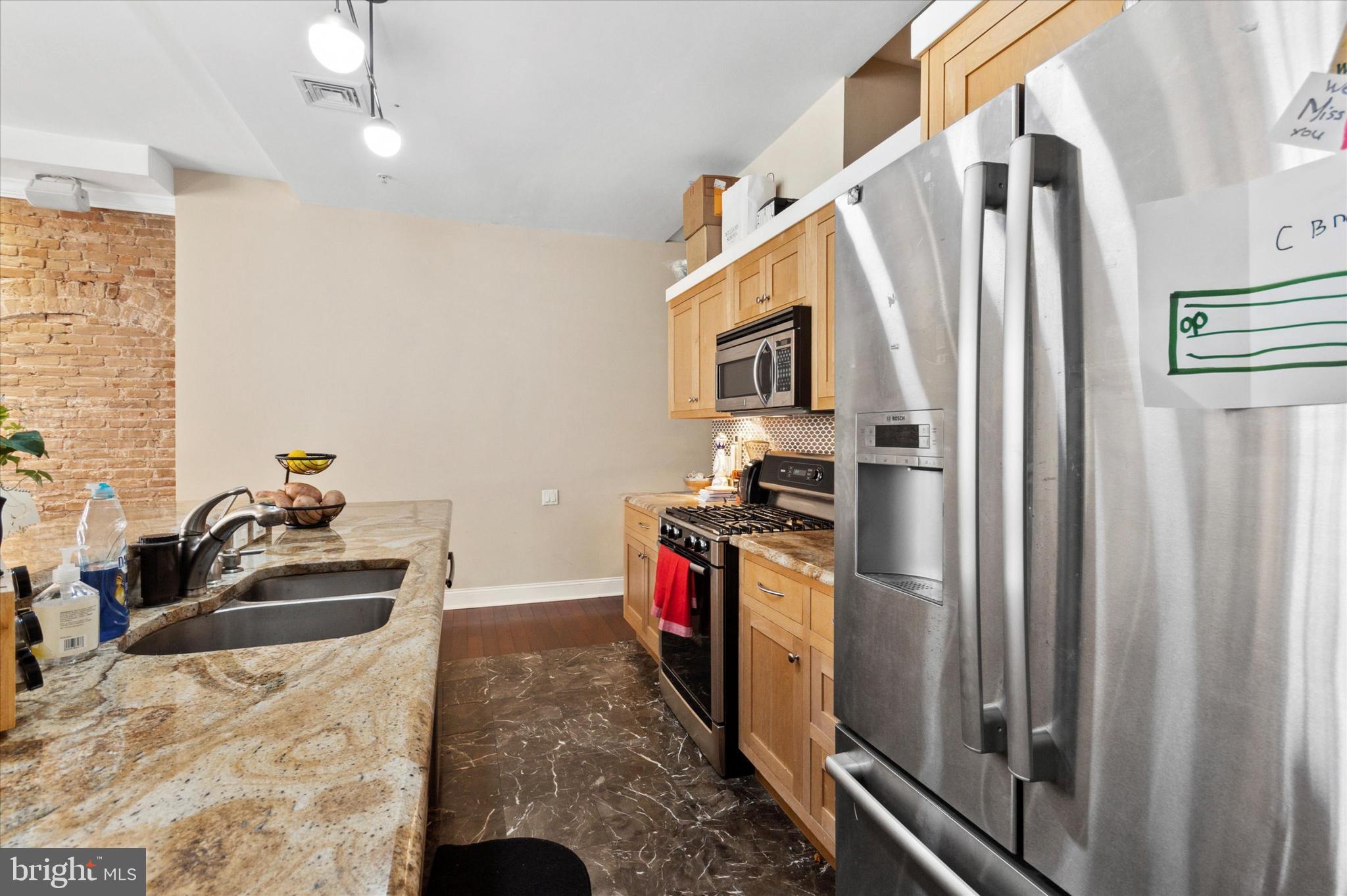 OLD CITY - Residential Lease