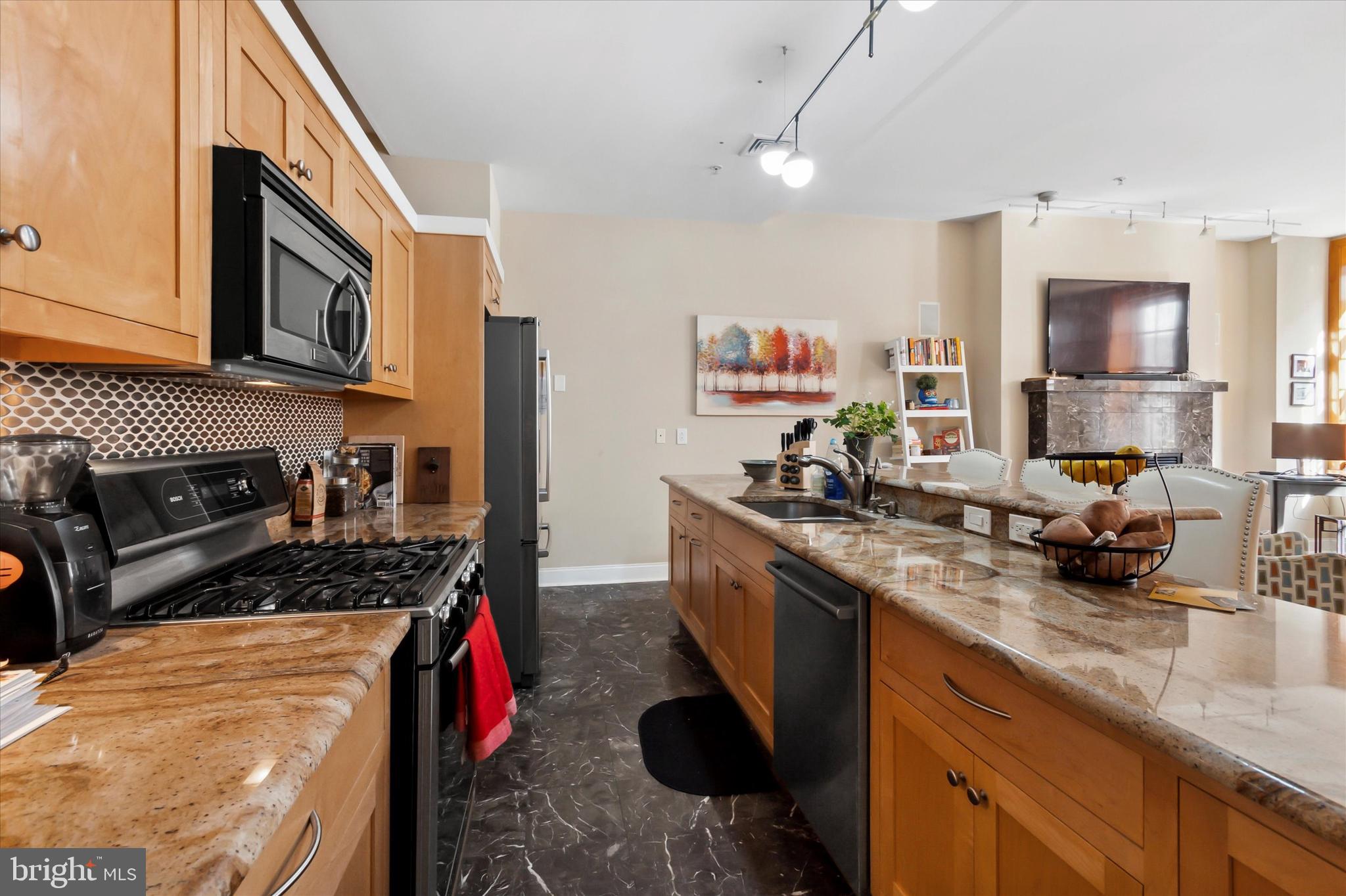 OLD CITY - Residential Lease