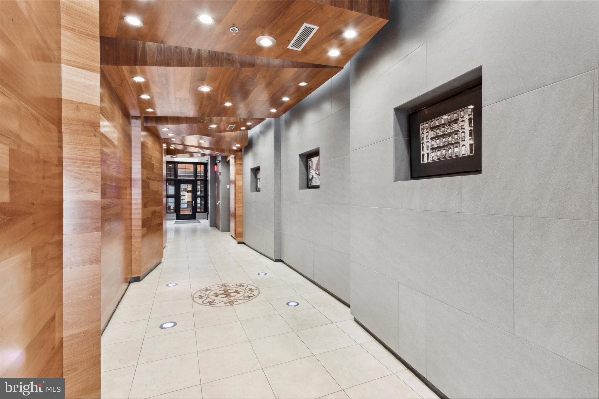 OLD CITY - Residential Lease