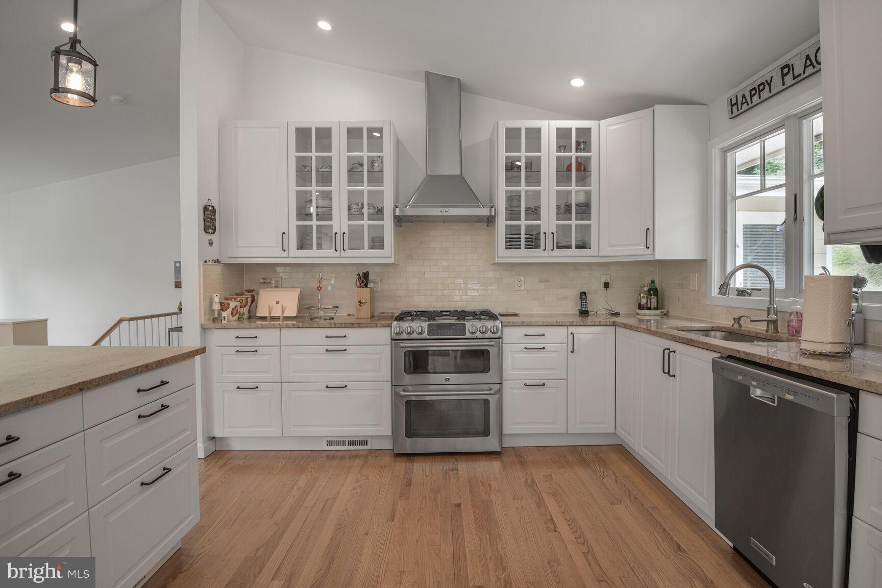 GLEN ECHO HEIGHTS - Residential