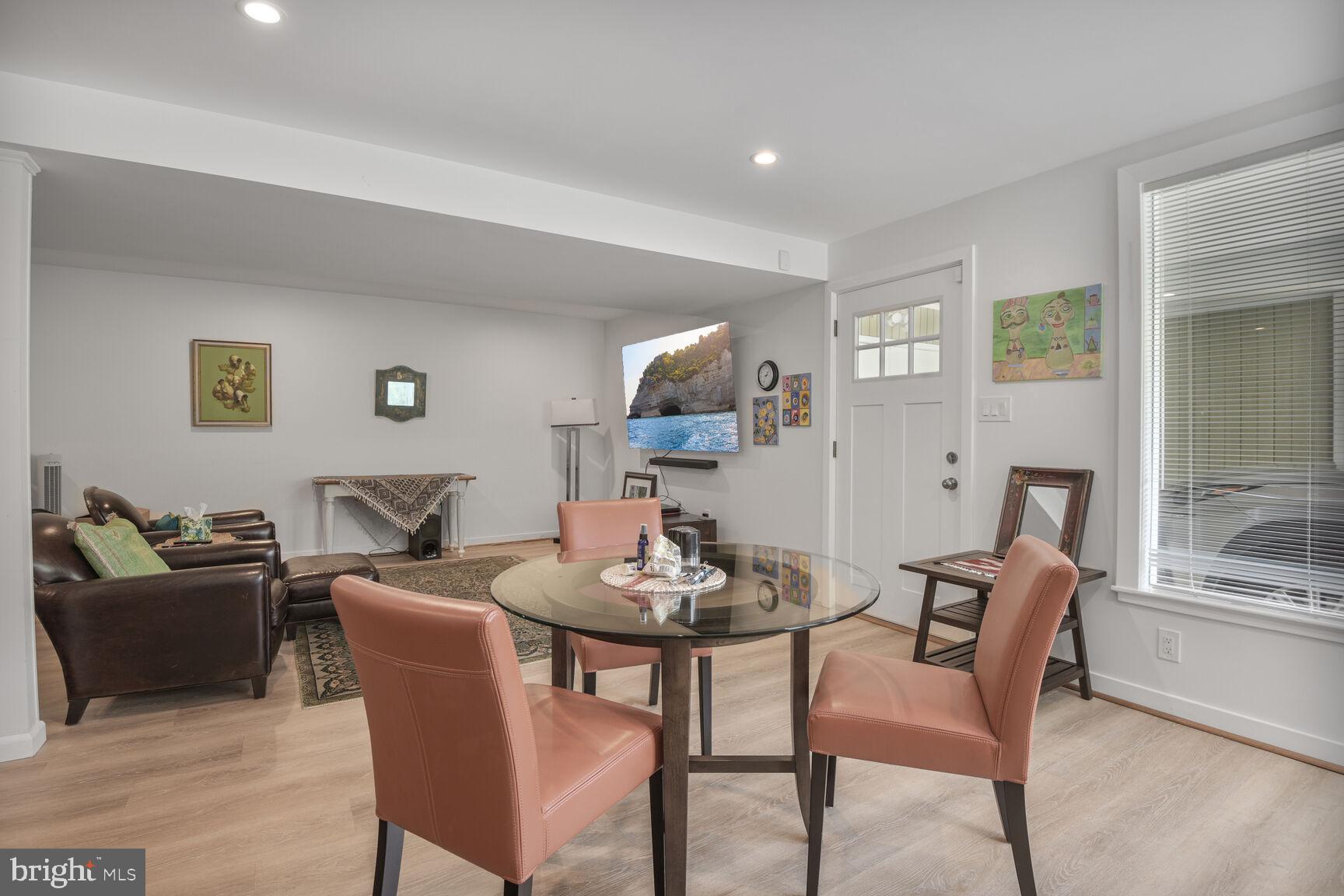 GLEN ECHO HEIGHTS - Residential