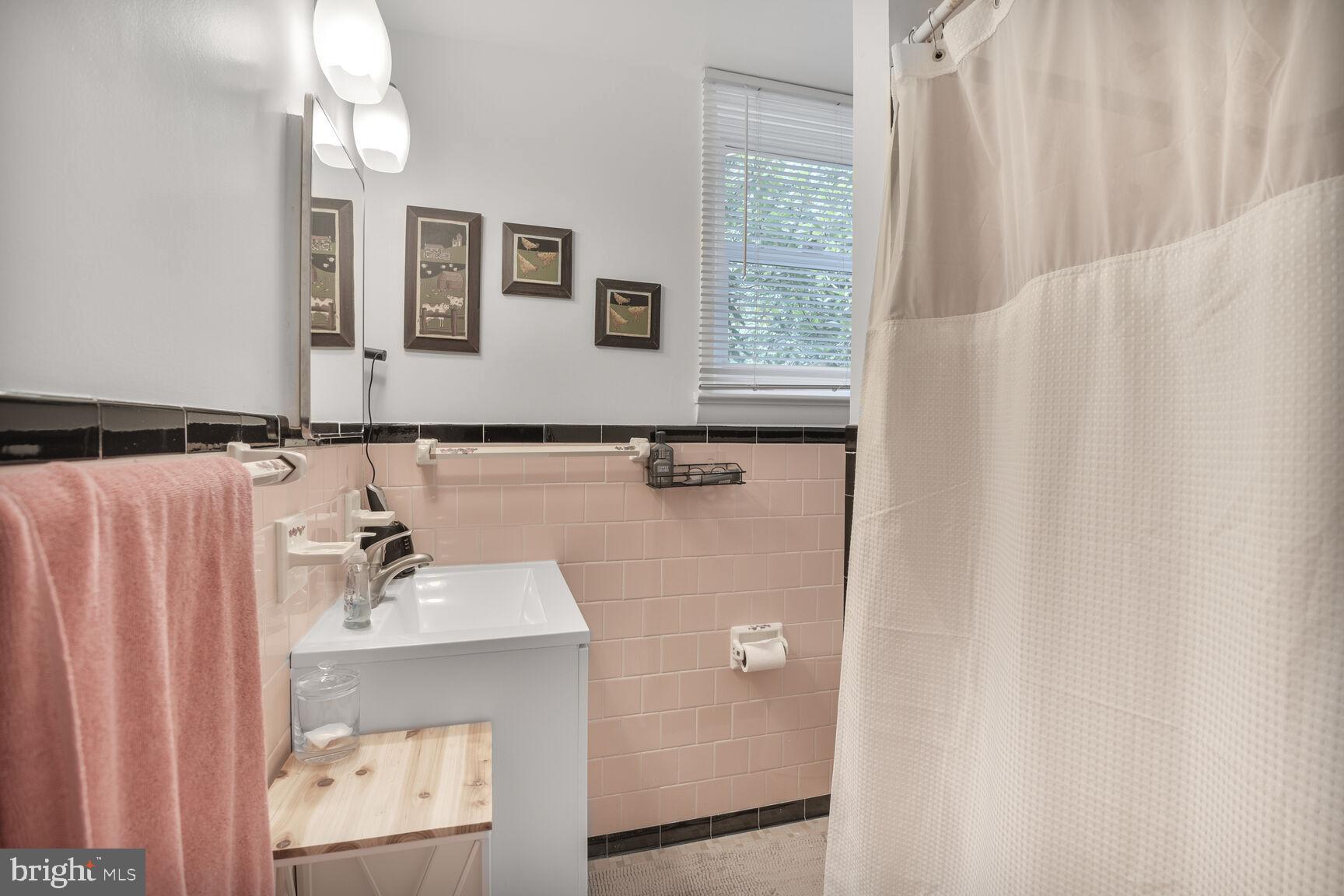 GLEN ECHO HEIGHTS - Residential