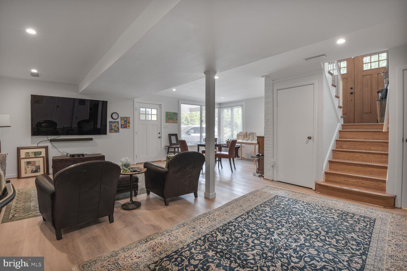 GLEN ECHO HEIGHTS - Residential