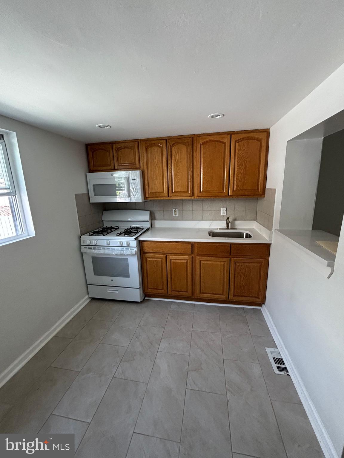 PORT RICHMOND - Residential