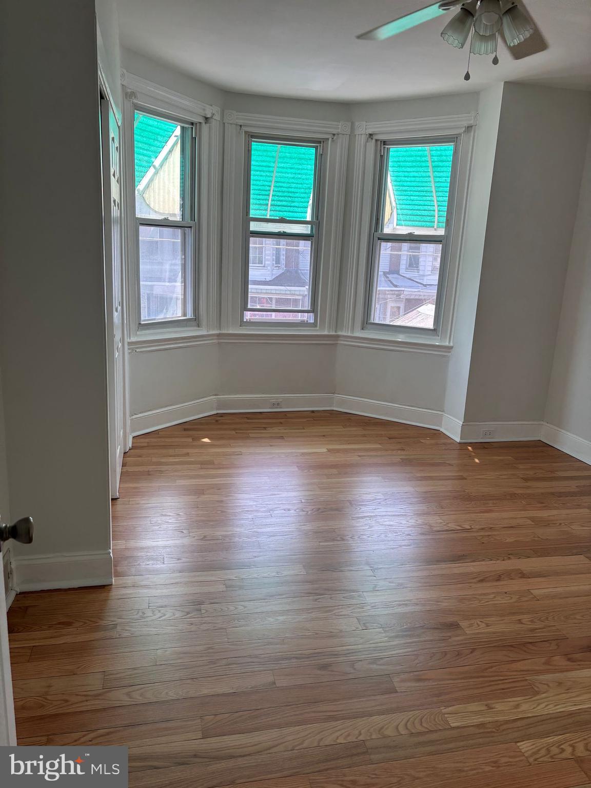 PORT RICHMOND - Residential