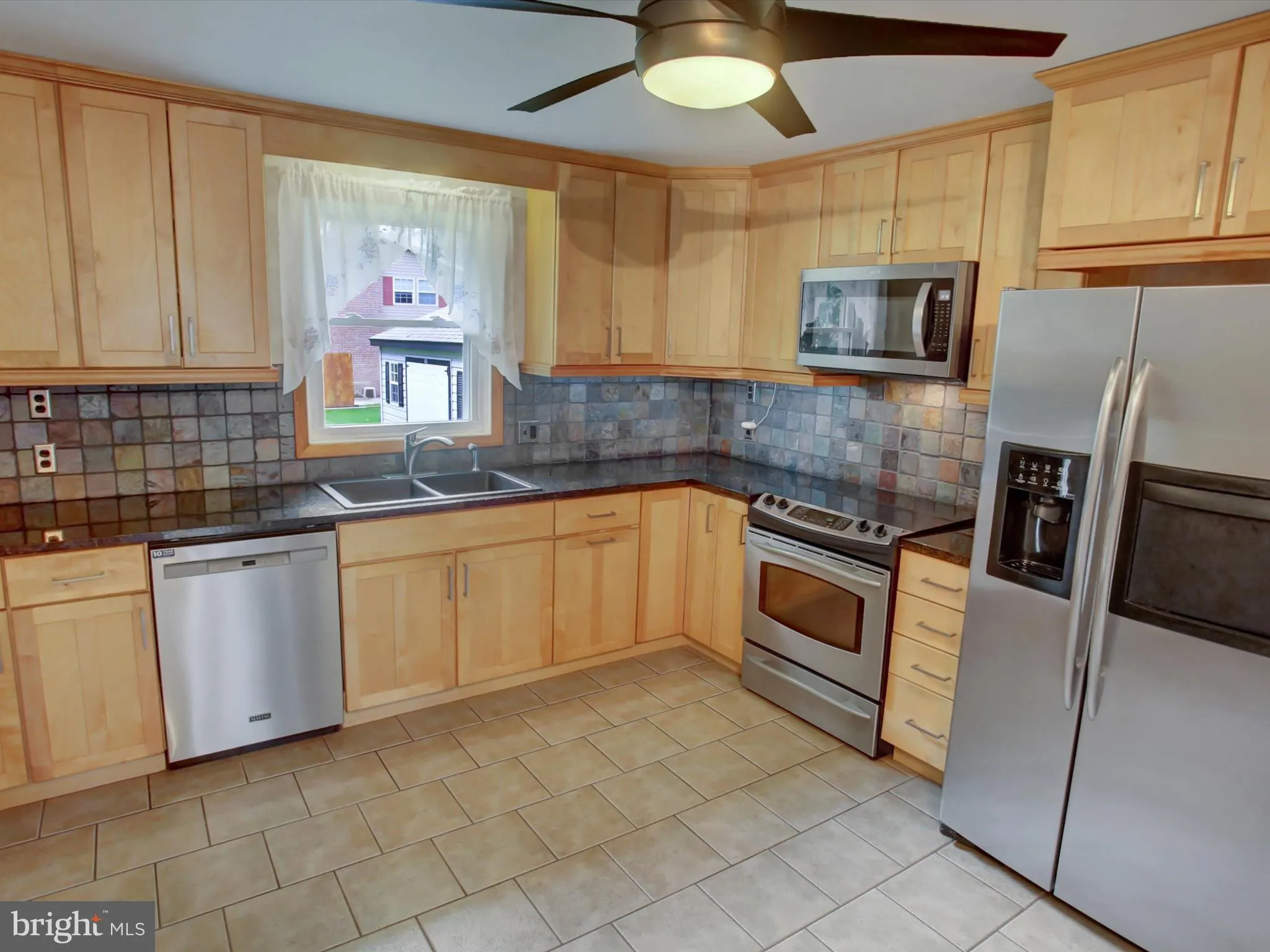 Chambersburg, Pennsylvania 17202, United States, 4 Bedrooms Bedrooms, ,3 BathroomsBathrooms,Residential,Active,226347