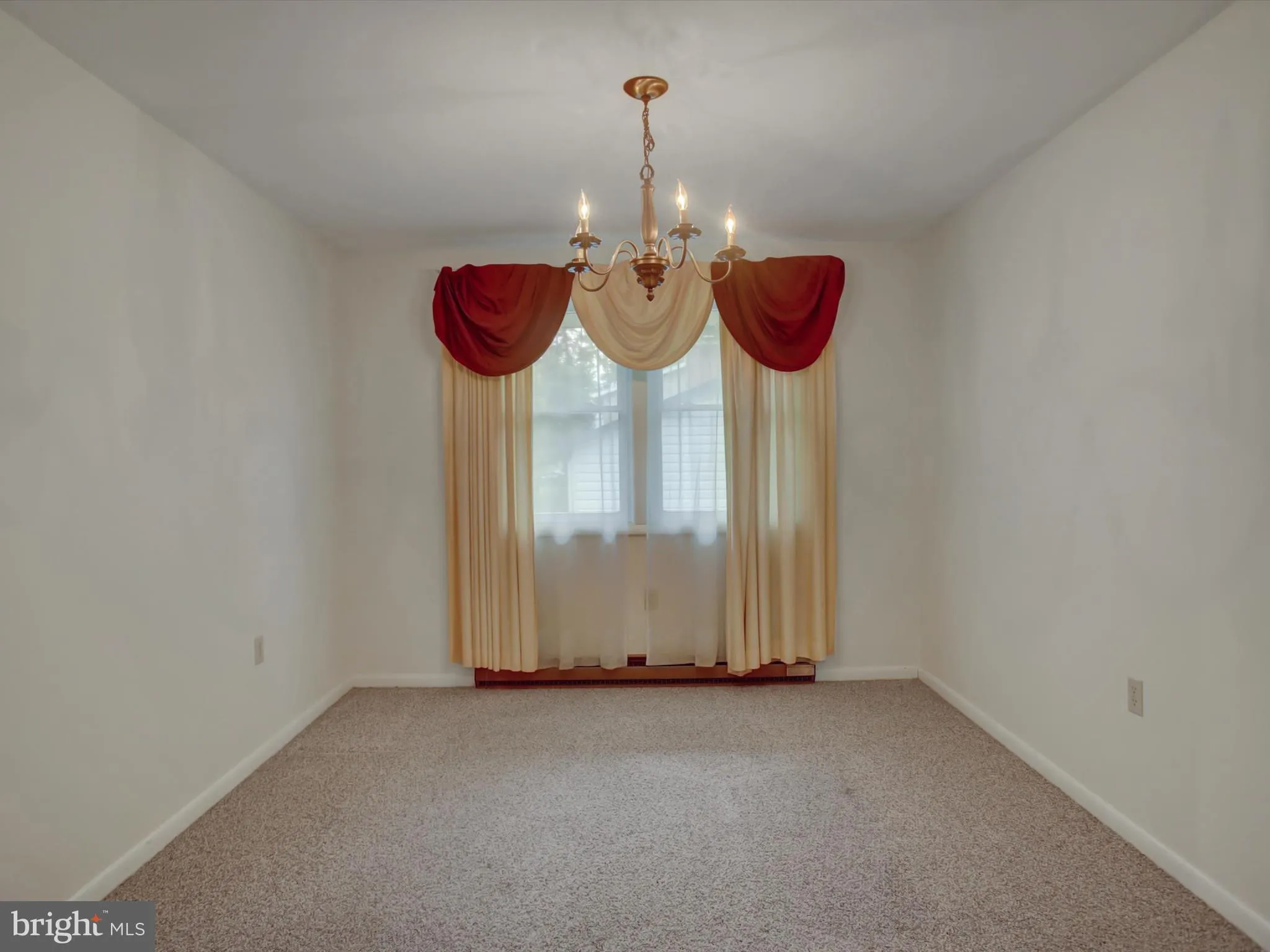 Chambersburg, Pennsylvania 17202, United States, 4 Bedrooms Bedrooms, ,3 BathroomsBathrooms,Residential,Active,226347