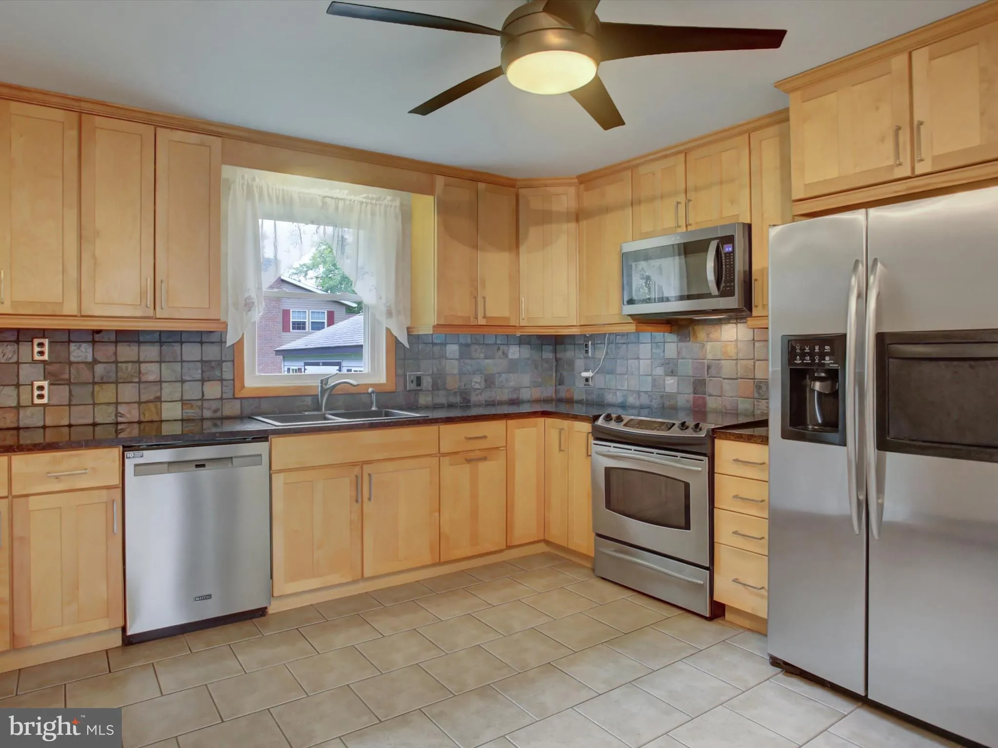 Chambersburg, Pennsylvania 17202, United States, 4 Bedrooms Bedrooms, ,3 BathroomsBathrooms,Residential,Active,226347