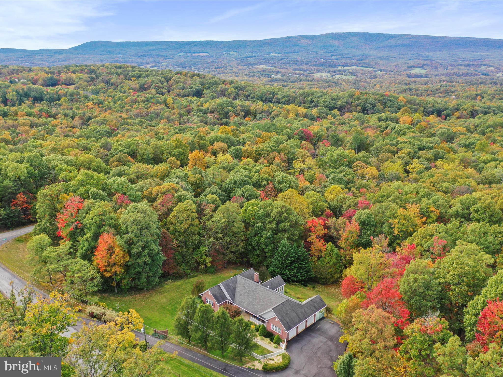 ROUND TOP ESTATES - Residential