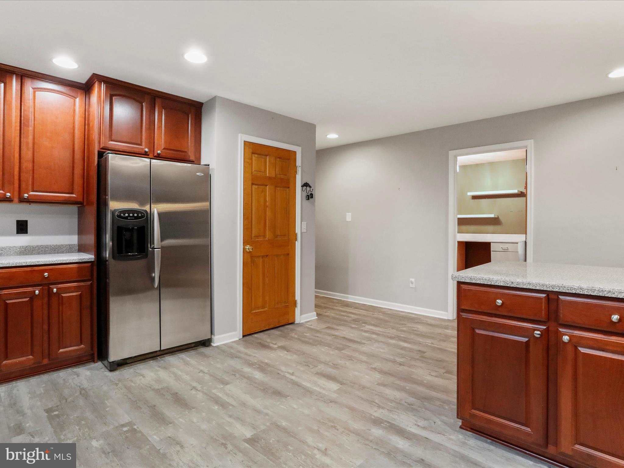 ROUND TOP ESTATES - Residential