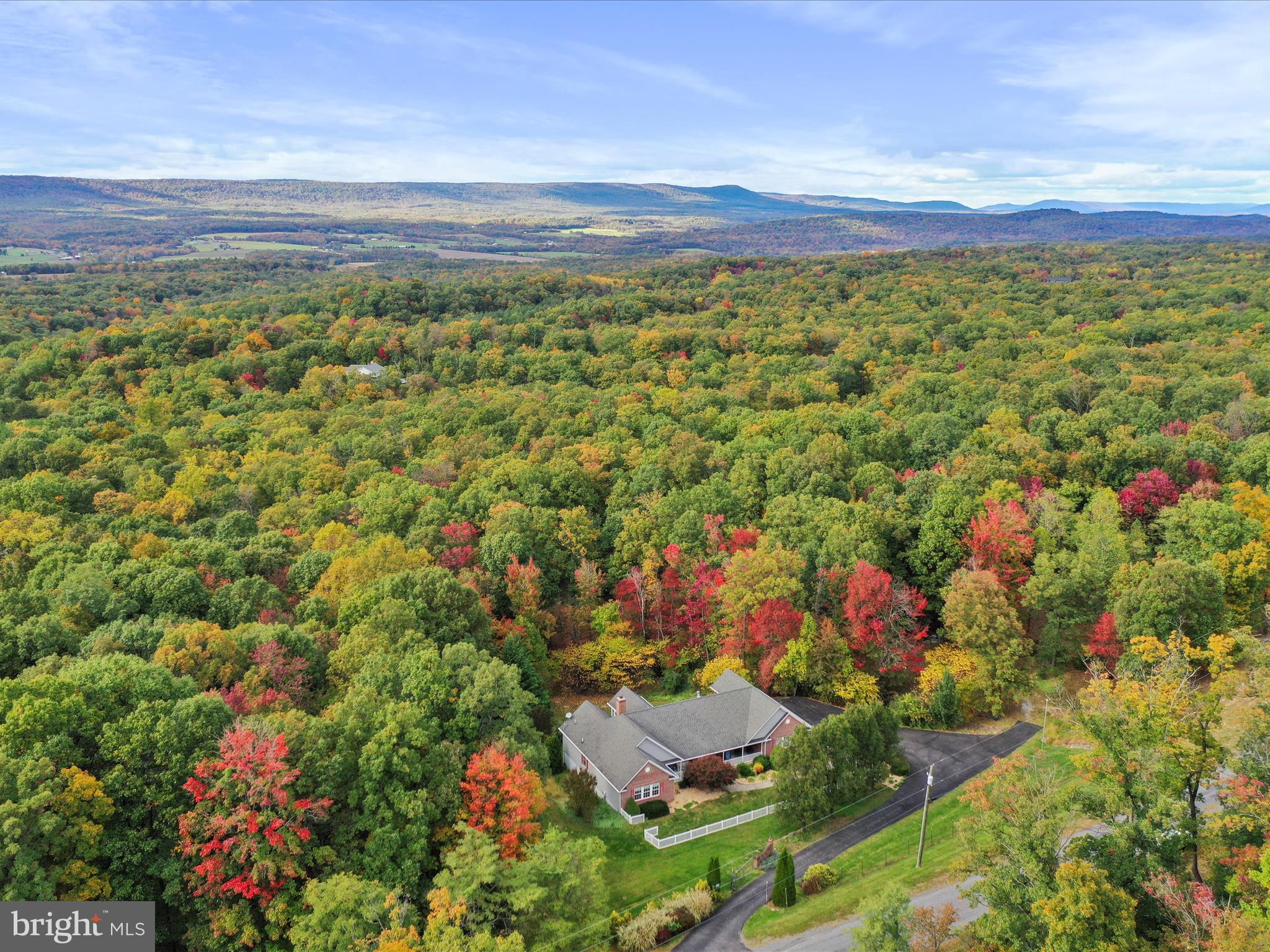 ROUND TOP ESTATES - Residential