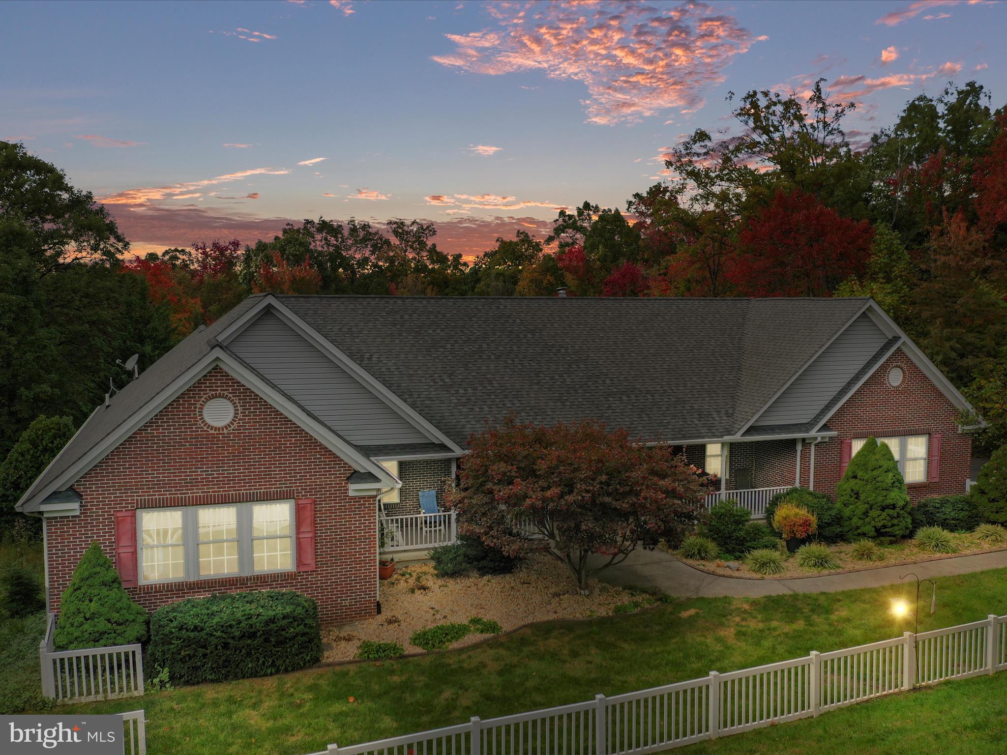 ROUND TOP ESTATES - Residential